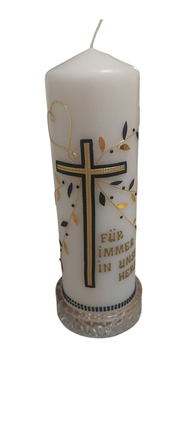 Trauerkerze mit goldenem Kreuz: „Für immer in unserem Herzen“